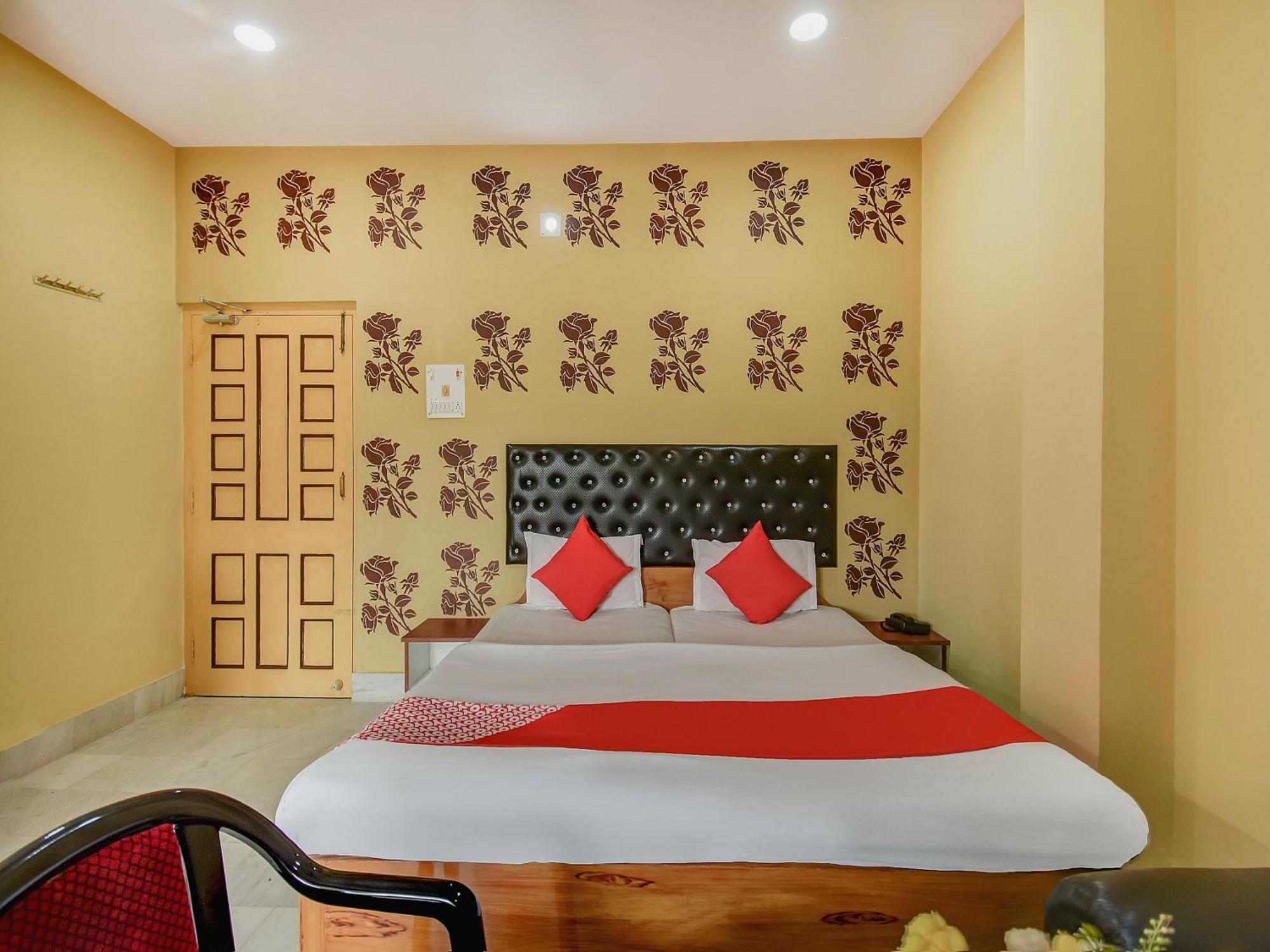 Super Oyo Hotel Priyal Amrit Sagar Rourkela Exterior photo